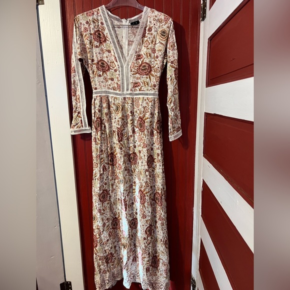 Luca Rayon Floral Maxi Dress with Lace Trim XS - Picture 7 of 8